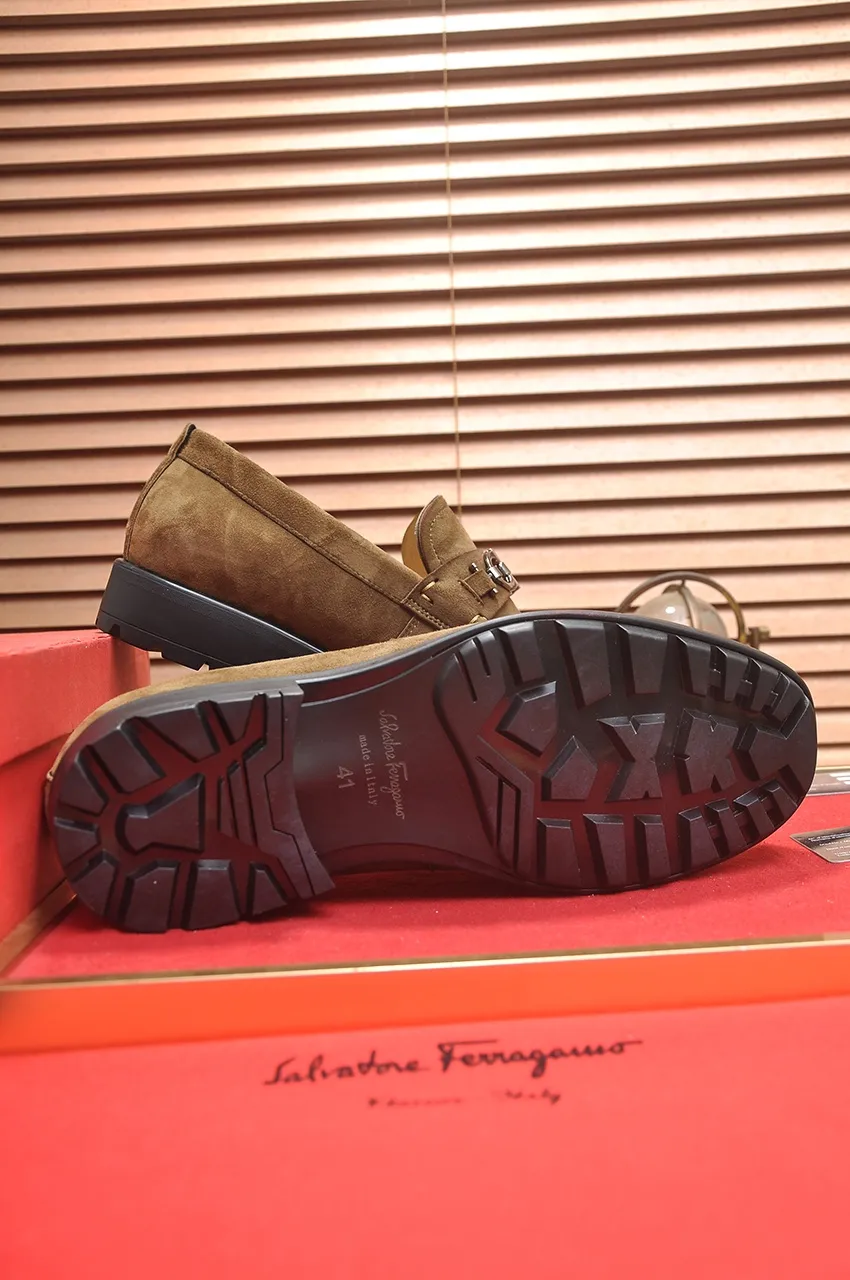 Men's shoes 💰560💶[Ferragamo/Ferragamu] (high-end Niuli) New 🍀 Ferragamo* - top version Ferragamo's classic formal leather shoes! Made of imported original cowhide, the inner top layer is comfortable cowhide lining! Original wear-resistant rubber outsole! High quality products! Code number 38-45 (45 customized)
